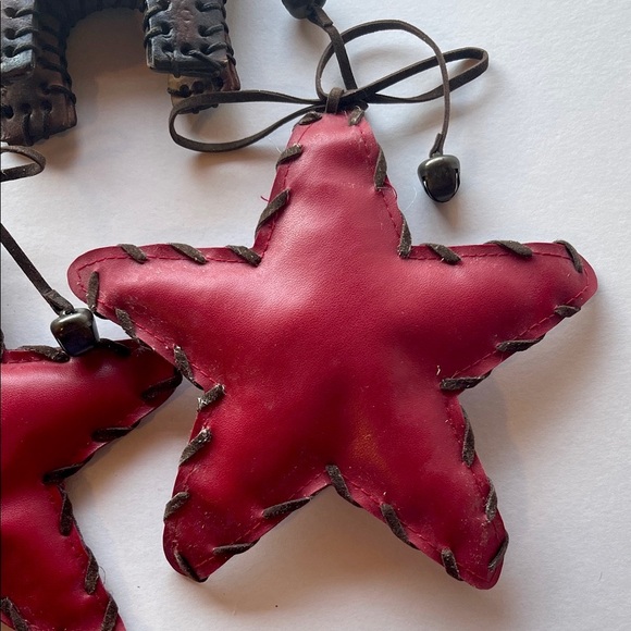 Rustic Brown Horse and Red Star Holiday Ornaments- (5 pcs) - Picture 6 of 6